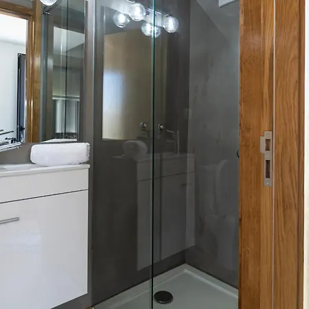 Quintinha Sao Martinho Luxury 2 Padrao With Sauna *