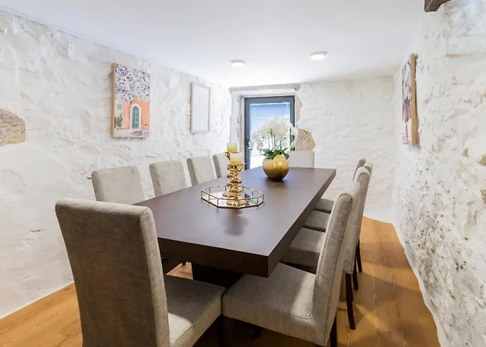 Quintinha Sao Martinho Luxury 2 Padrao With Sauna فيلا دو كوندي